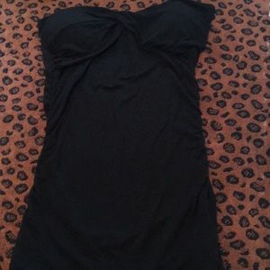 Strapless black shirt